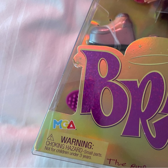 COPY - NIB NRFB bratz 20th anniversary jade 2021 reproduction doll - Picture 3 of 8